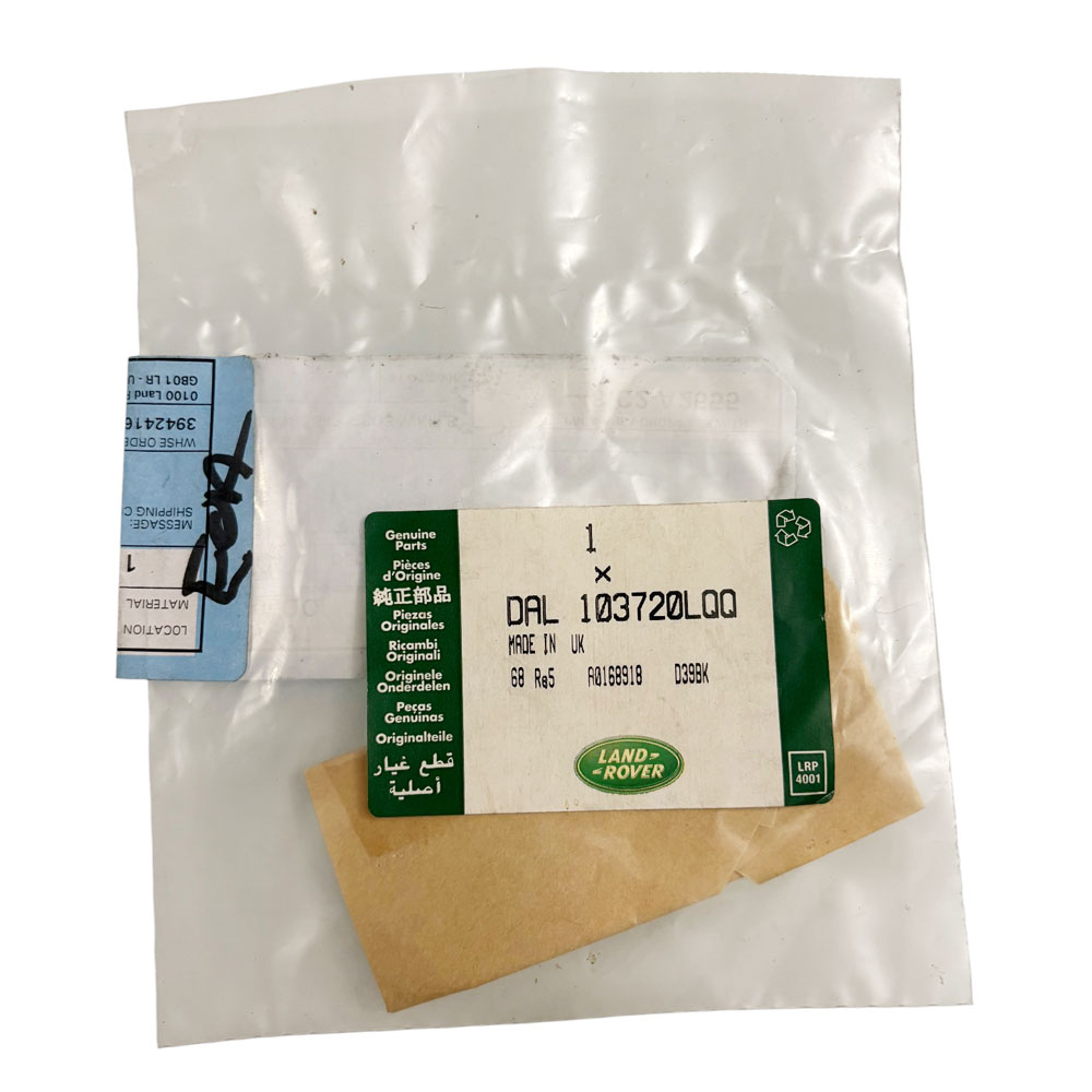 Grey V8 Tailgate Badge DAL103720LQQ